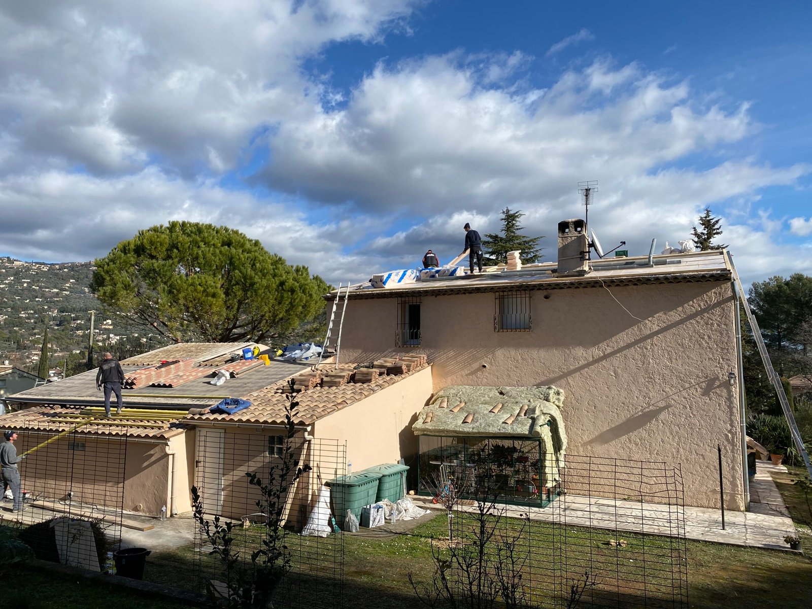 Réalisation Isolation des combles Le Bar-sur-Loup - ADM Toiture et Gouttière Alu